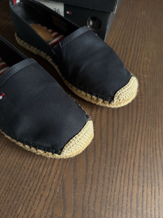 Granatowe espadryle Tommy Hilfiger 36