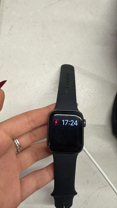 Applewatch SE 2 generacji GPS+cellular koperta 40mm z aluminium