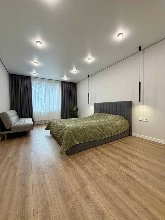 Продаж 1 кім. квартири з ремонтом вул. Роксолани 153 - Більше