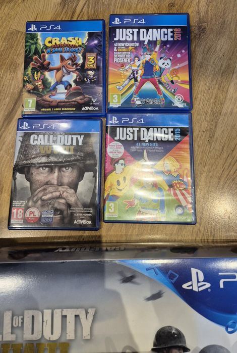 SONY PS4 1TB slim CAMO plus kamera