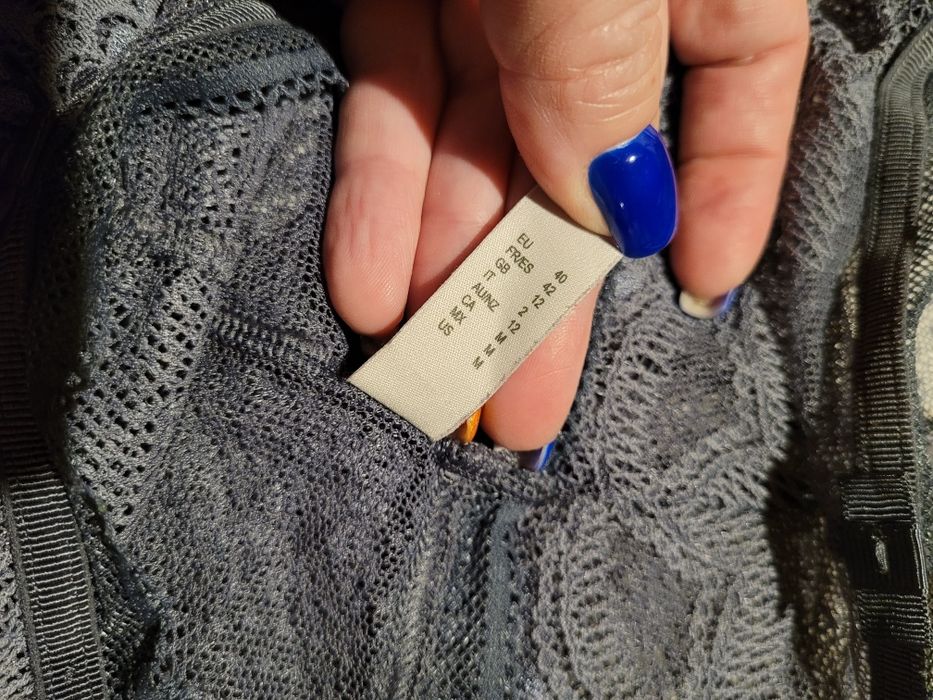 Zestaw bielizny damskiej triumph  85b stringi i figi L i XL NOWE