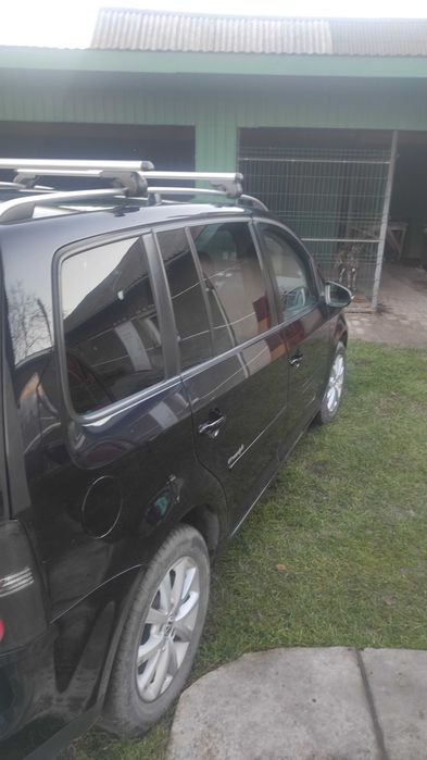 Volkswagen Touran 2010 1.4 бензин