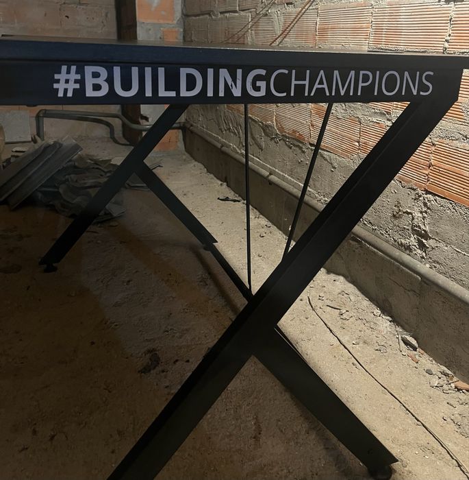 Mesa de gaming preta