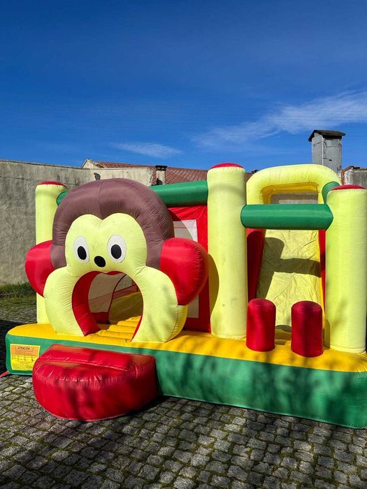 Vendo Insuflável Macaco