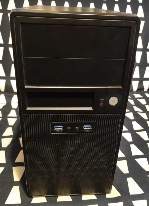 Komputer i5-7400 / 8GB RAM DDR4 / SSD 240GB / Windows 10 Pro / Stan BDB