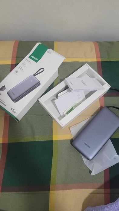 Power Bank Ugreen Nexode 20.000mAh 45W c/ Cabo Integrado (Nova)