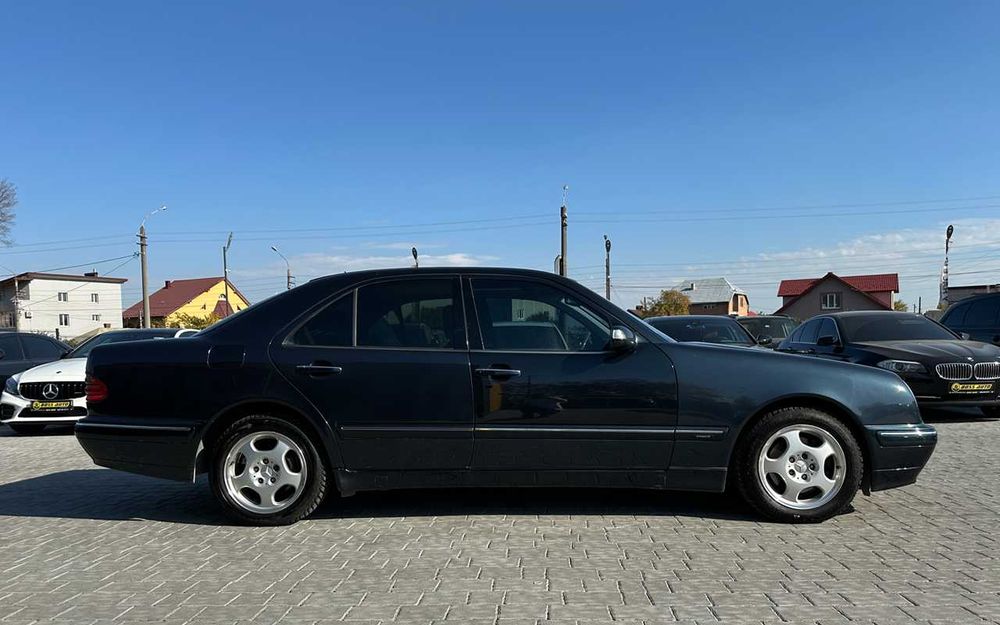 Mercedes-Benz E 320 CDI 2010