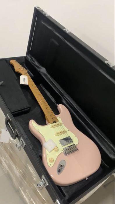 Harley Benton Stratocaster Deluxe Series LH (Canhoto) + Hardcase Rígido