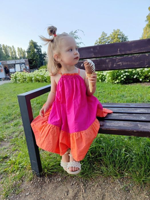 Сукня для дівчинки