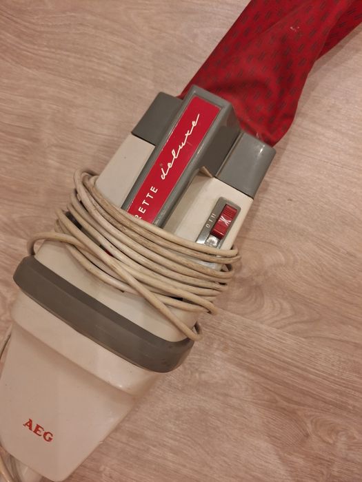 Aspirador AEG trabalha muito bem