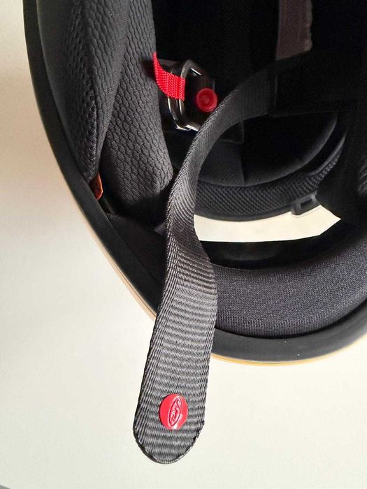Capacete Arai Concept-X - peça única, 1/1, oferta de viseira escura