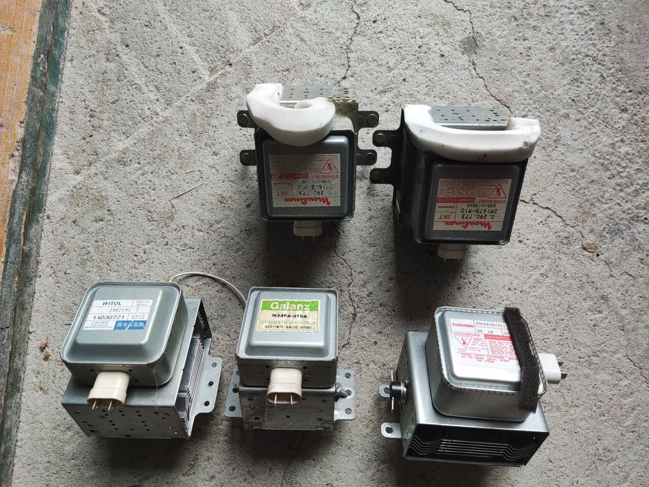 Vários magnetron microondas