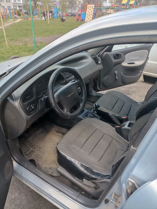 Автомобіль Lanos Daewoo