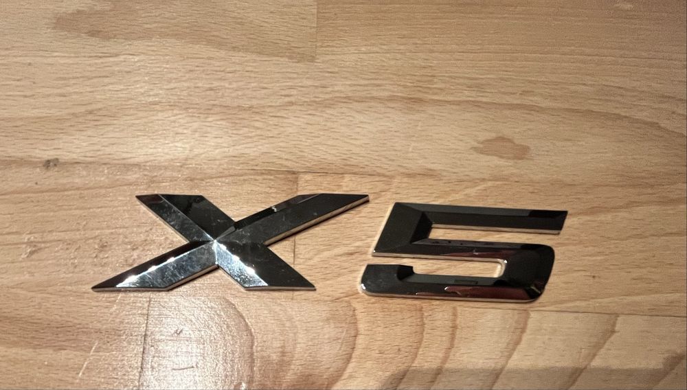 Emblemat BMW x5 logo Mpakiet