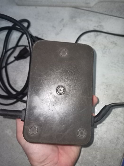 Zasilacz commodore 310200_09 AC adapter commodore plus