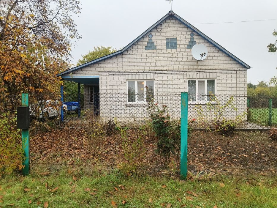 продається будинок