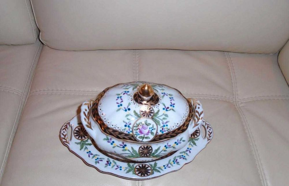 Vários artigos novos antigos