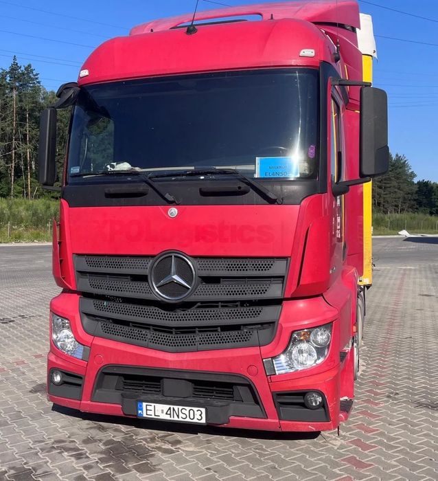 Mercedes-Benz
