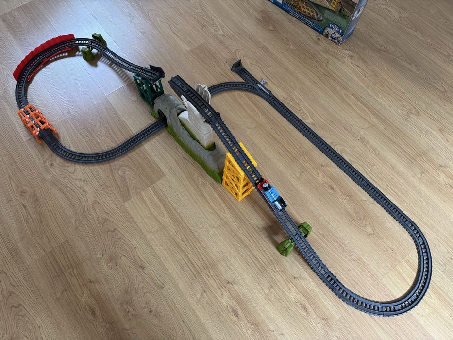 Thomas & Friends Avalanche Escape Trackmaster