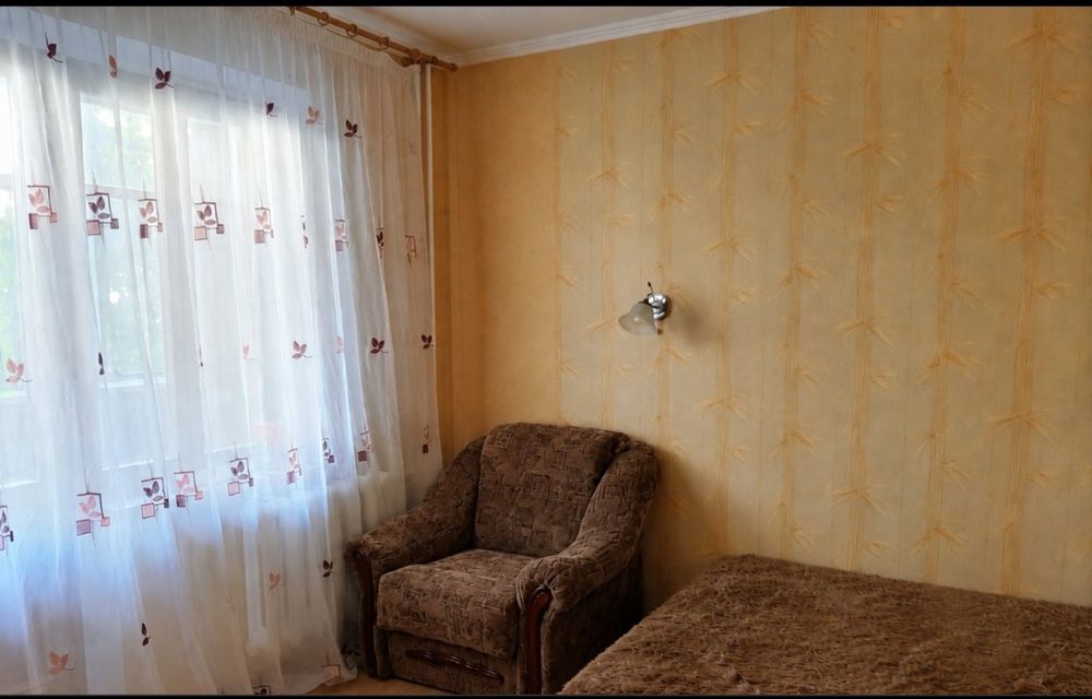 Продам 3 кімнатну квартиру Грушевського