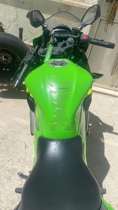 Kawasaki ninja 125 2019