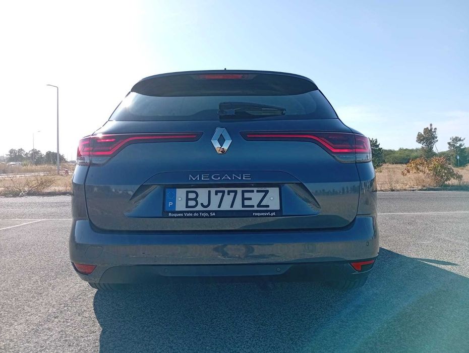 RENAULT MÉGANE 1.5 BLUE dCi – 2024 — photo 3