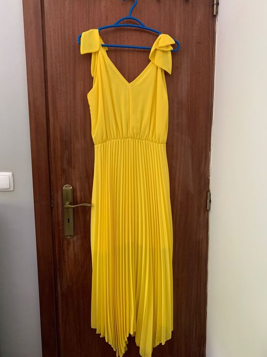 Vestido amarelo Rinascimento