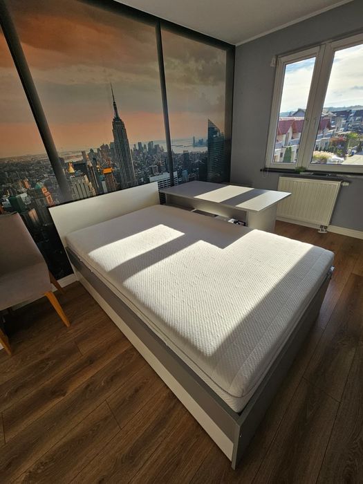 Komplet mebli młodzieżowych Meblik + nowy materac – stan bardzo dobry!