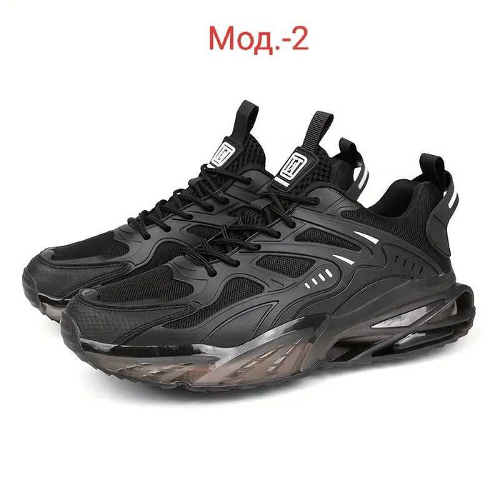 Кроссовки мужские всесезонные.