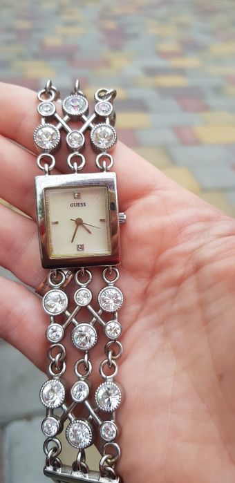 Годинник-браслет Guess
