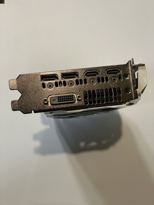 ASUS Dual GeForce GTX 1060 6GB (DUAL-GTX1060-6G)