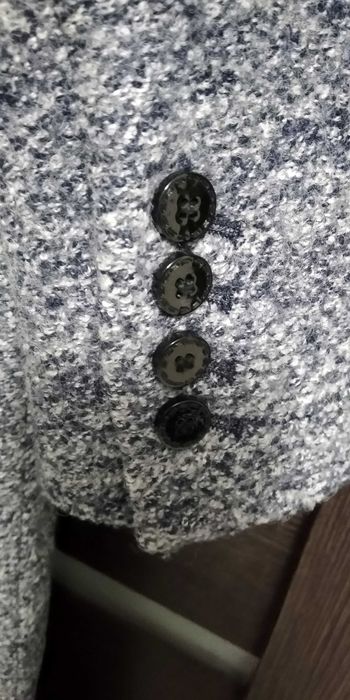 Пальто лёгкое шерстяное б/у