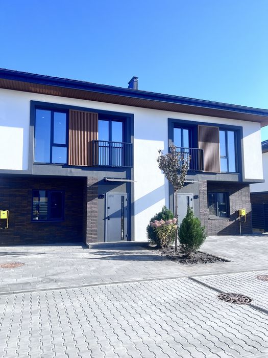 КМ Петроп Борщагівка Таунхауси біля Ліцей1. Газ/центр комун ЄОселя 2%