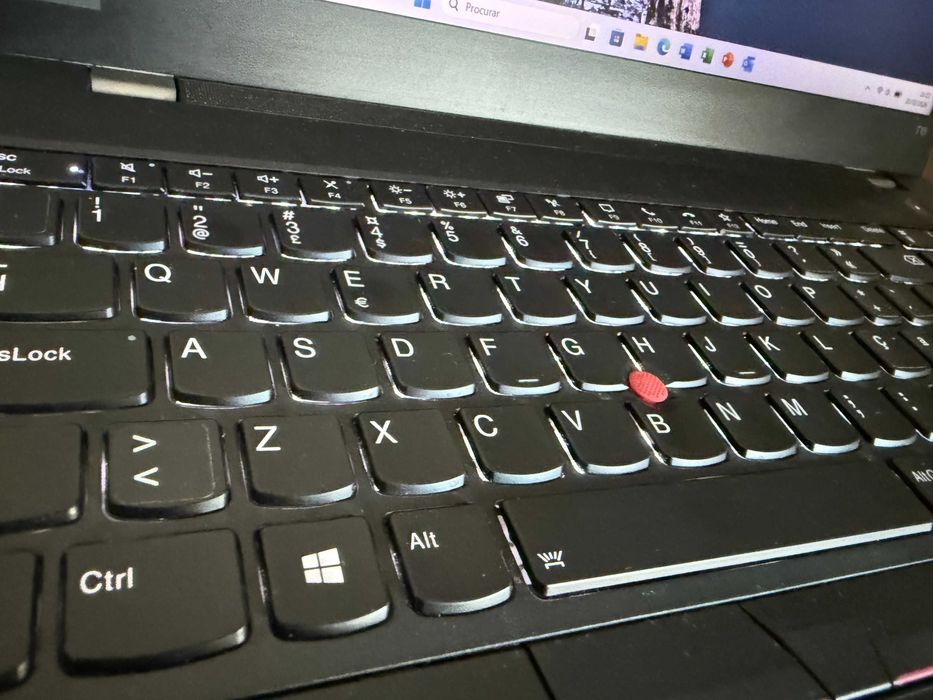 Lenovo ThinkPad T15 Gen2|15.6"FullHD-Tactil|i5-1145G7|16G Ram|Ssd 512G