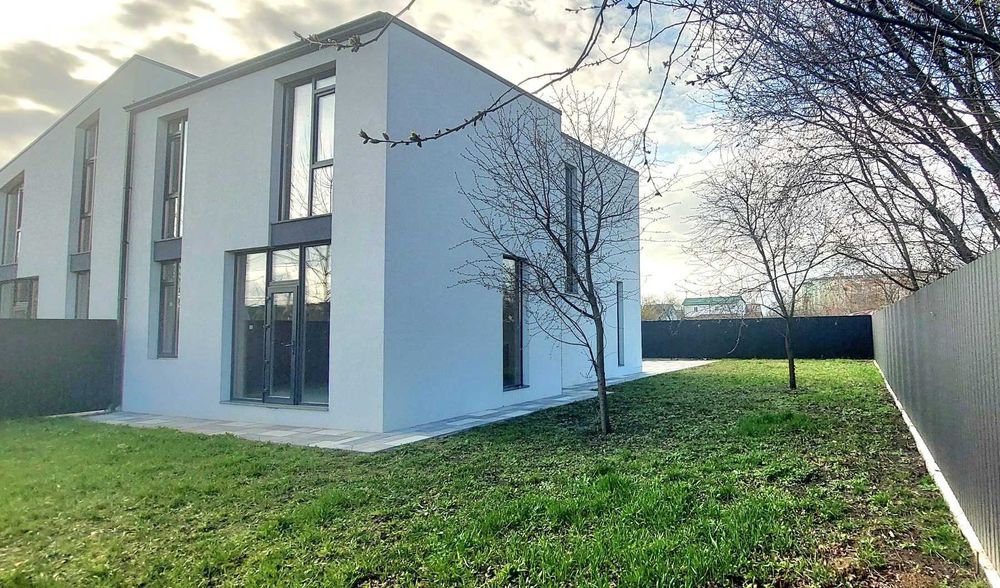 Нові Петрівці, сучасний стильний дуплекс 121 кв.м