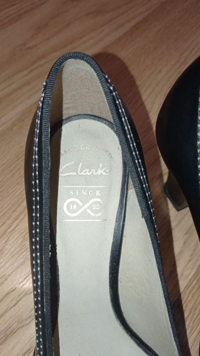 Туфлі Clarks шкіряні