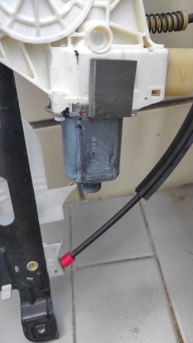 Elevador vidro Ford Mondeo 1.8 2010