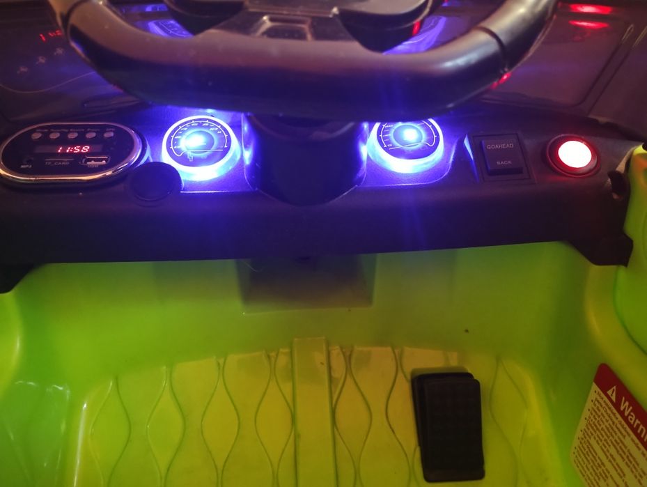 Auto na akumulator + pilot i ładowarka