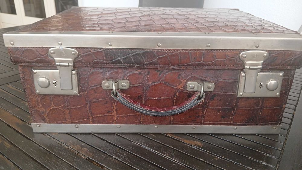 Mala viagem anos 30 crocodilo