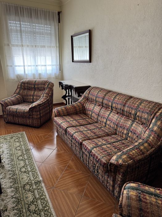 Conjunto de 3 sofás em tecido