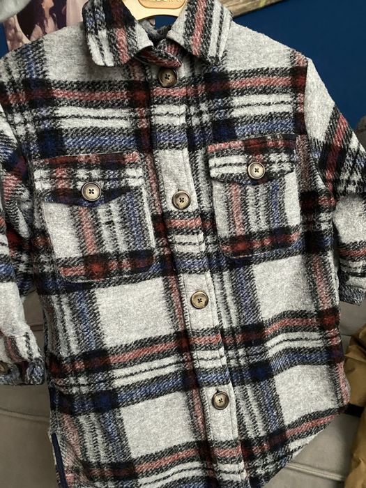 Стильне пальто zara на дівчинку