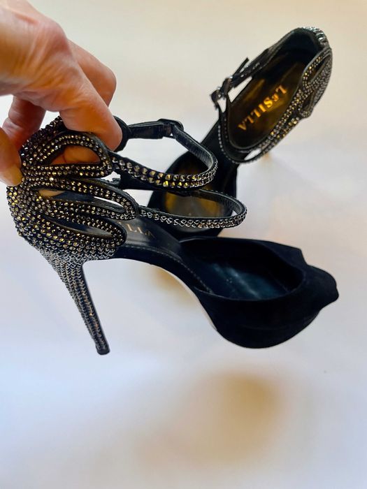 Жіночі замшеві босоніжки в стразах Італія Le Silla р.39