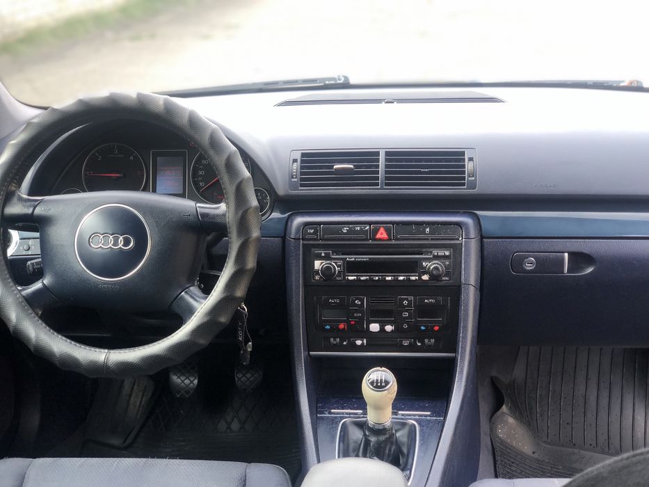 Ауді А4В6 1,9 дизель 96кВт їде добре!