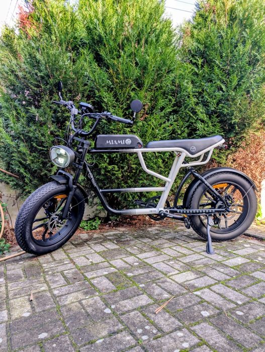 Bicicleta elétrica estilo Moto YOUIN Miami (só 10Km uso)