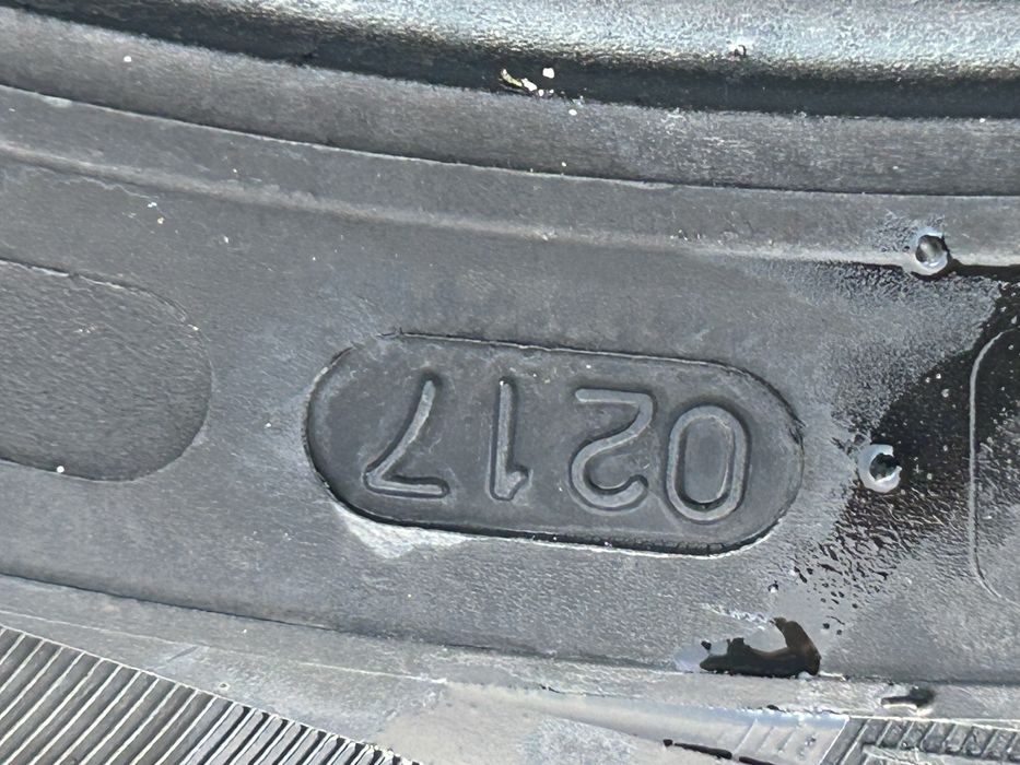 92 Opony zimowe 185/60/15 NOKIAN Bardzo Ładne