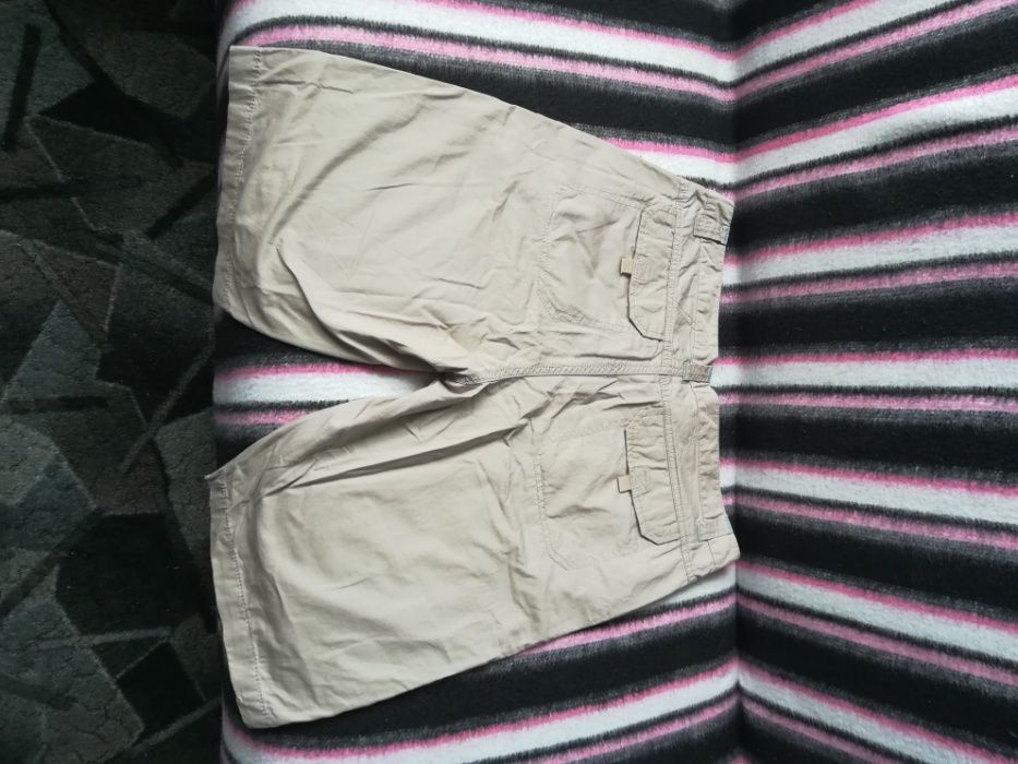 Krótkie spodenki rozmiar 32