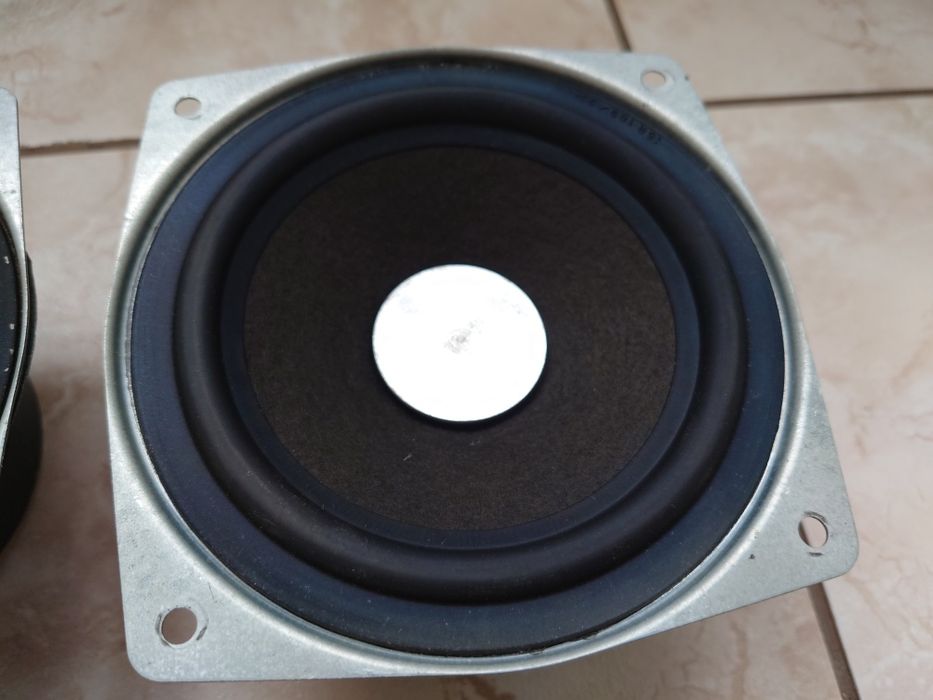 BMW  Е34 40 ват Е39 саундвуфер E60 F10 Динамики Акустика Harman Kardon