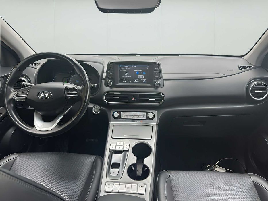 Hyundai Kona EV      2021