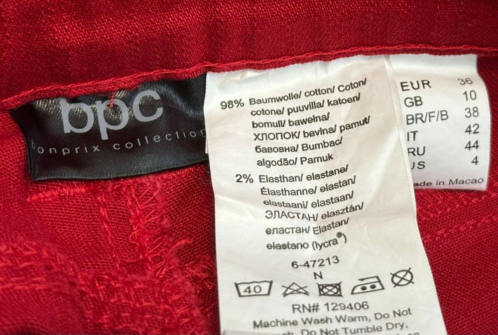 Nowe Jeansy damskie BPC 36 dzwony czerwone