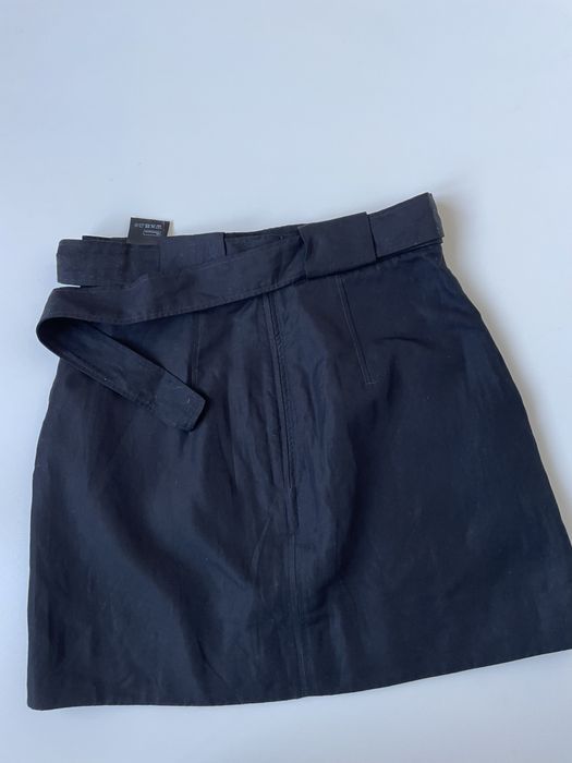 Чорна спідниця Cos юбка миди мини